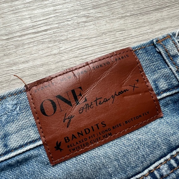 One Teaspoon Jean shorts - Picture 3 of 4